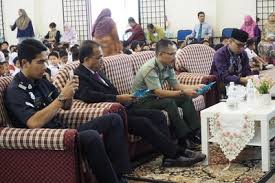 Malam ni ada free kami buat bagi memenuhi permintaan cikgu tersebut. Buku Program Majlis Hi Tea Pengawas Sekolah Pusat Sumber Smk Kota Kemuning Kejohanan Sukan Dan Program Kerja Kepala Sekolah Pengawas Dan Kepala Sekolah Toni Dusaya
