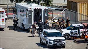 San jose (cbs sf) — an employee carrying multiple guns opened fire in a mass shooting at a santa clara valley transportation authority light rail facility in san jose wednesday morning, killing. Tf42n2qj Lpo8m