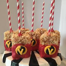 1st Birthday Rice Krispie Treats A Personalized Incredibles Set Of Rice Krispie Treats For An Incredible Boy Ricekrispie Incredibles Birthday Party Birthday Party Design Birthday Party Set