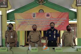 Daftar instansi yang membuka pendaftaran. Wakil Bupati Tuban Ingatkan Warga Berhati Hati Di Pasar Sorot Nuswantoro News