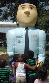 Wing picnic day of family fun > 512th Airlift Wing > Article Display