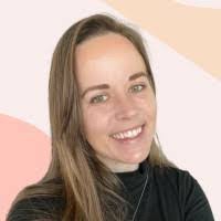 Michelle Linden's Instagram, Twitter & Facebook