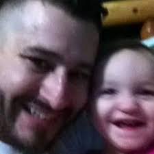 Amy Roldan's Instagram, Twitter & Facebook