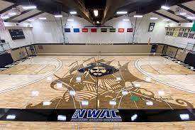 Oregon men's basketball adjusts to football stadium environment and raised court. College Basketball Home Court Advantage For Pirates Newly Installed Floor Peninsula Daily News