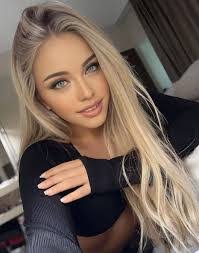 Nova Collins's Instagram, Twitter & Facebook