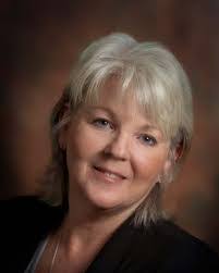 Lorraine Gamble's Instagram, Twitter & Facebook