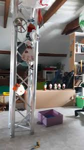 Wandschutz fuer dartscheibe selber bauen gerade wenn das dartboard im wohnbereich haengen soll wird der wandschutz umso wichtiger. Kindergeburtstag Daheim Spannende Spiele Spielen Mami Rocks