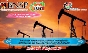 Foto akad nikah yang dibagikannya terlihat sangat jauh dari kesan mewah. Detik Perjuangan