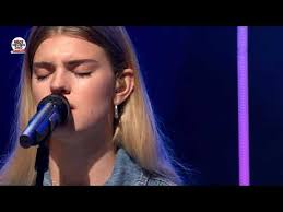 All i want is nothing more to hear you knocking at my door cause if i could see your face once more i could die a happy girl, i'm sure when you said your last goodbye i died a little bit inside and i lay in tears in bed all night alone without you by my side but if you loved me whyd you leave me? Emma All I Whant Tubazy Mp3 Indir Mobil Indir