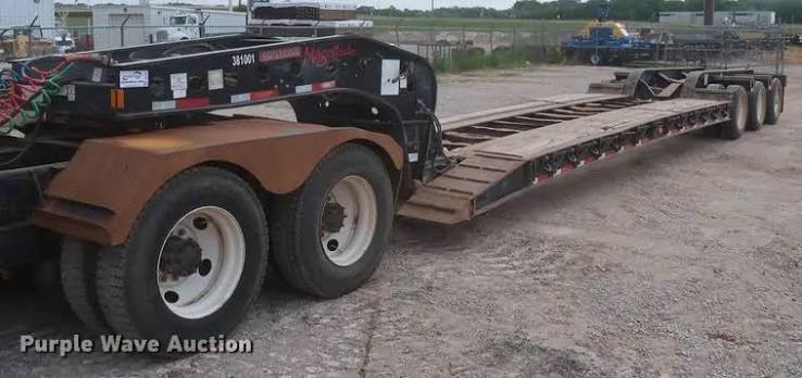 Fontaine Magnitude 51 Lowboy Trailer