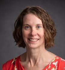 Diane Pennington's Instagram, Twitter & Facebook