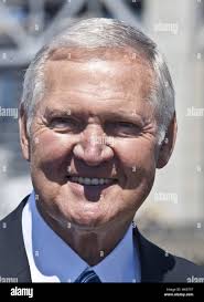 Jerry build hi-res stock photography and images