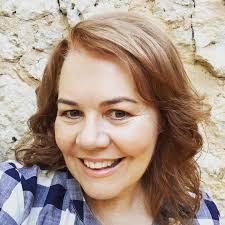 Vivian Locke's Instagram, Twitter & Facebook