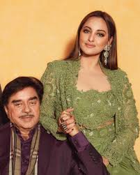 Sonakshi Sinha | Happy birthday to the king of kings… the one whos always  in my corner, and pocket 😜!!! Love you Papa ❤️ #birthdayboy | Instagram