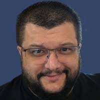 Dennis Tung's Instagram, Twitter & Facebook