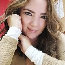 Scarlett Leon (@ScarGL)