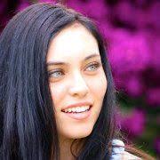 Natasha Feldman (tashpointooohhh)