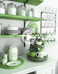 Interieur De La Maison Du Sud Idees De Fenetre De Cuisine De Nouvelle Ferme Idees De Bocaux Mas Kitchen Xmas Decor Apartment Patio Decor Kitchen Cabinets Decor