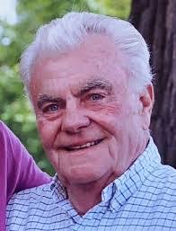 Carson Riggs's Instagram, Twitter & Facebook