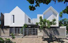 Ma negeri 1 kota bandung 7.2 km. Gallery Of Wa House Dasadani 1 Facade House Gable House Architecture