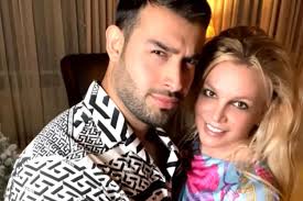 Britney Spears dan Sam Asghari Hampir Menyelesaikan Perceraian