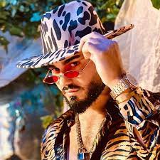 Bine ati venit pe pagina mea oficiala !!!��� �s i n.va multumim in numele lui jador pentru fiecare vot!!. Carola Jador By Ilie Claudia Iuliana