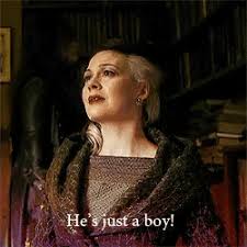 Though she does have questionable ideologies, you can't deny that she is the queen of the milfs. Top 30 Narcissa Malfoy Gifs Find The Best Gif On Gfycat