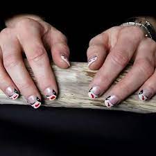 Fashion Coiffure Coiffeur Maquillage Onglerie French Frenchriviera Evenementiel Naildesigns Mode Toulon Hyeres Nailstagram Nailart Mode Cann