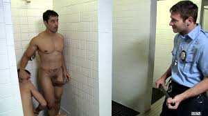 Prison Shower - BoyFriendTV.com