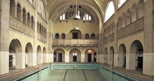 Stadtbad Oderberger Strasse Innenansicht Foto Michael Schroedter Berlin Arquitectura Historica Arquitectura Piscina