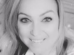 Jessica Sweat's Instagram, Twitter & Facebook