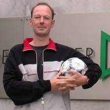 Martin hans sonneborn (* 15. Martin Sonneborn On Twitter Kurze Stellungnahme Zum Anti Trump Shirt