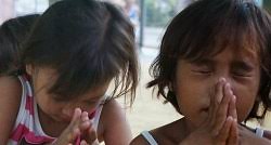 Dear church family please pray for our neighbor 's sister. Her name is  Marla and she has cancer and is going through chemo and radiation. Thank  you!🙏🏻❤️