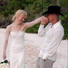 Renee Zellweger Et Kenny Chesney 2 C Spark Mariages De Celebrites Photo Mariage Mariage De Star