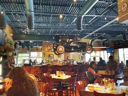 Grabbing A Burger At Ford S Garage In Estero Paisleyvineblog Estero Ford Sanibel Island