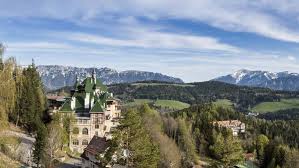 Landhaus semmering is located at hochstraße 17, 0.6 miles from the center of semmering. Rax And Semmering Semmering Rax
