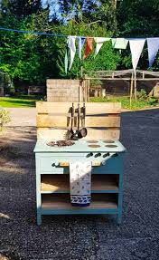 We have remodeled a cozy diy pallet kitchen at outdoor to let the fun and enjoyment start at winter and summer nights. Mud Kitchen Diy From Pallets Drawers The Carpenter S Daughter