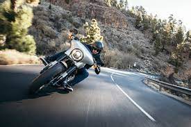 Pendekar Tak Pernah Mengeluh Harley Davidson Riding Motorcycle Motorcycle Wallpaper