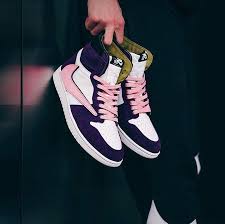 Heat Central Brotherhood On Instagram Travis Scott Air Jordan 1 Custom By Chaseshiel Nikeairmax Airmax1 Kicks Kicks Air Jordans Sneaker Closet Sneakers