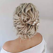 Long hairs looked very impressive during this period, as apt attention was paid to detailing. 50 Updos For Long Hair To Suit Any Occasion Hair Adviser