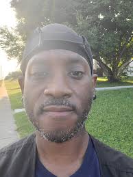 Laron Lee (@sgtwaxx) • Instagram photos and videos