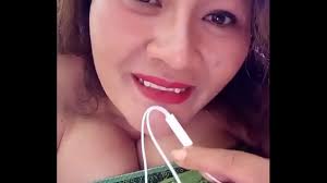 Xxx สาว นม