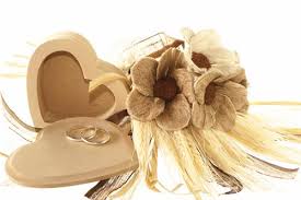 Hölzerne Hochzeit 5 Hochzeitstag Geschenke Sprüche Glückwünsche