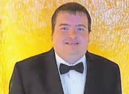 Getting to direct ultimate 'Parrothead' play