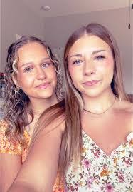 Kaylee Bowden's Instagram, Twitter & Facebook