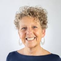 Karen Wightman's Instagram, Twitter & Facebook