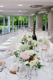 Pour un mariage champêtre, vous pourrez donc installer sur chacune de vos tables, un chemin de table en toile de jute et dentelle. Ma Decoration Champetre De Ce Mariage Juif En Pleine Nature