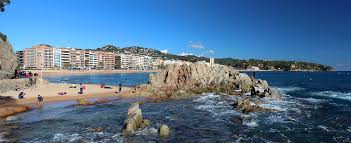 La mare, vremea va fi insorita, perfecta pentru plaja. Vremea In Lloret De Mar In Luna August 2021 Temperatura Medie In Luna August