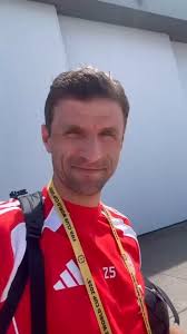 What a great start into the @fifaworldcup 💪 10:0 win against Auckland City  ✋🤚, My second goal was my 250th goal for @fcbayern