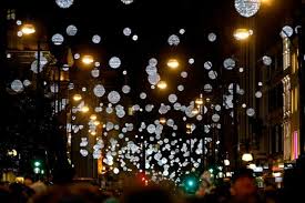 4.4 out of 5 stars. Pandora Named Headline Sponsor Of Oxford Street Christmas Lights Event